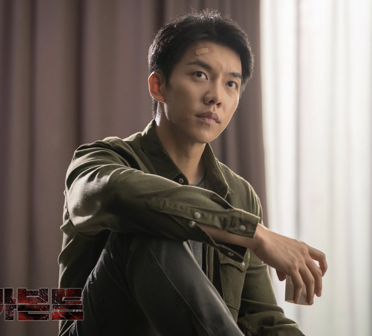 emilie_kdramas's tweet photo. Vincenzo or Dulgun https://t.co/baM2JPEbPO
