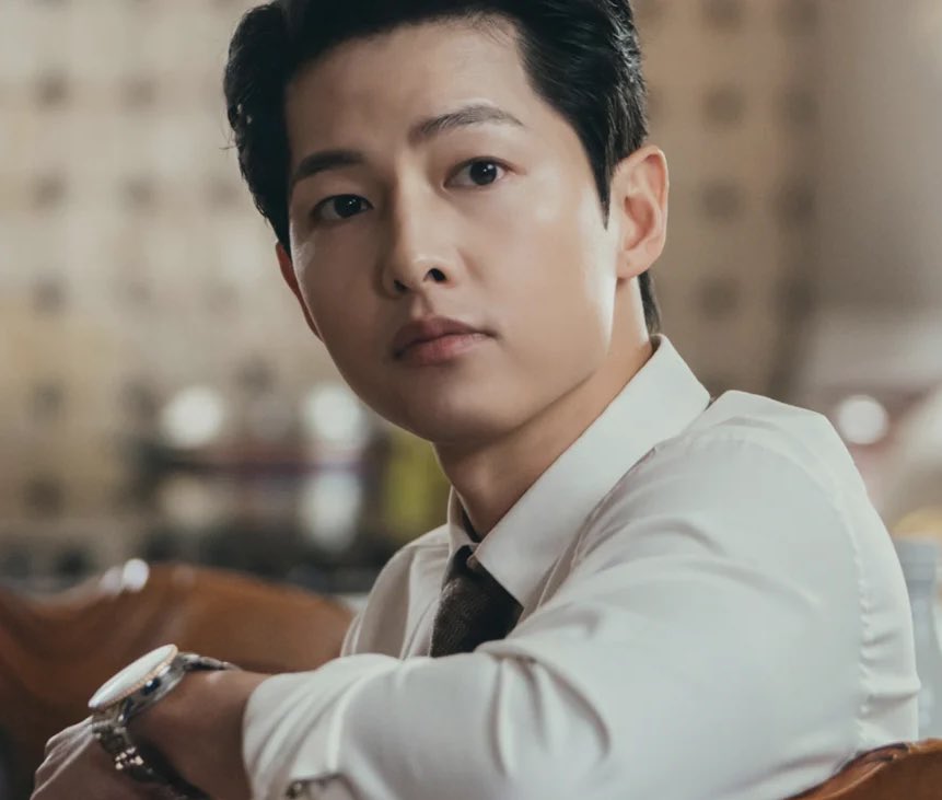 emilie_kdramas's tweet photo. Vincenzo or Dulgun https://t.co/baM2JPEbPO
