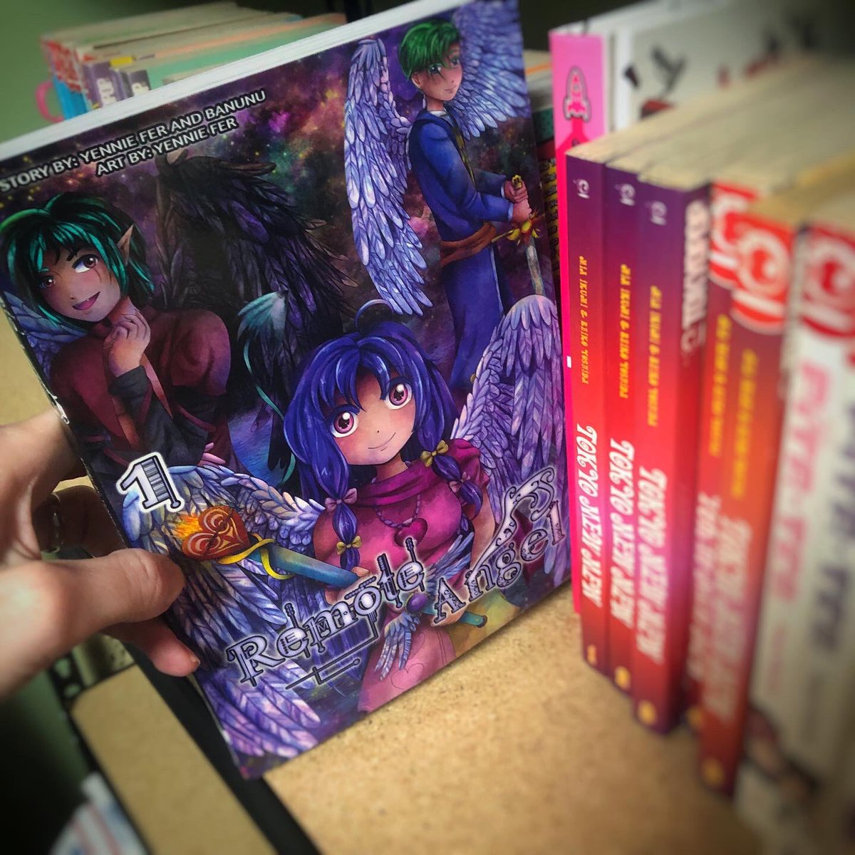 Yennie_Fer's tweet photo. For like graphic novels, comics, manga and books! c: I wonder if this will work
π π
π π π
π #authormoots π
π π
π π
π https://t.co/N6oN4EnpgM