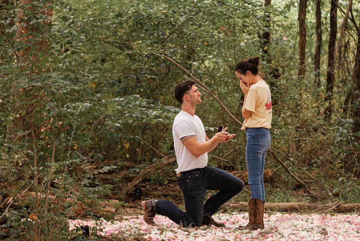 filesnessa's tweet image. vanessa merrell and john vaughn 🫶