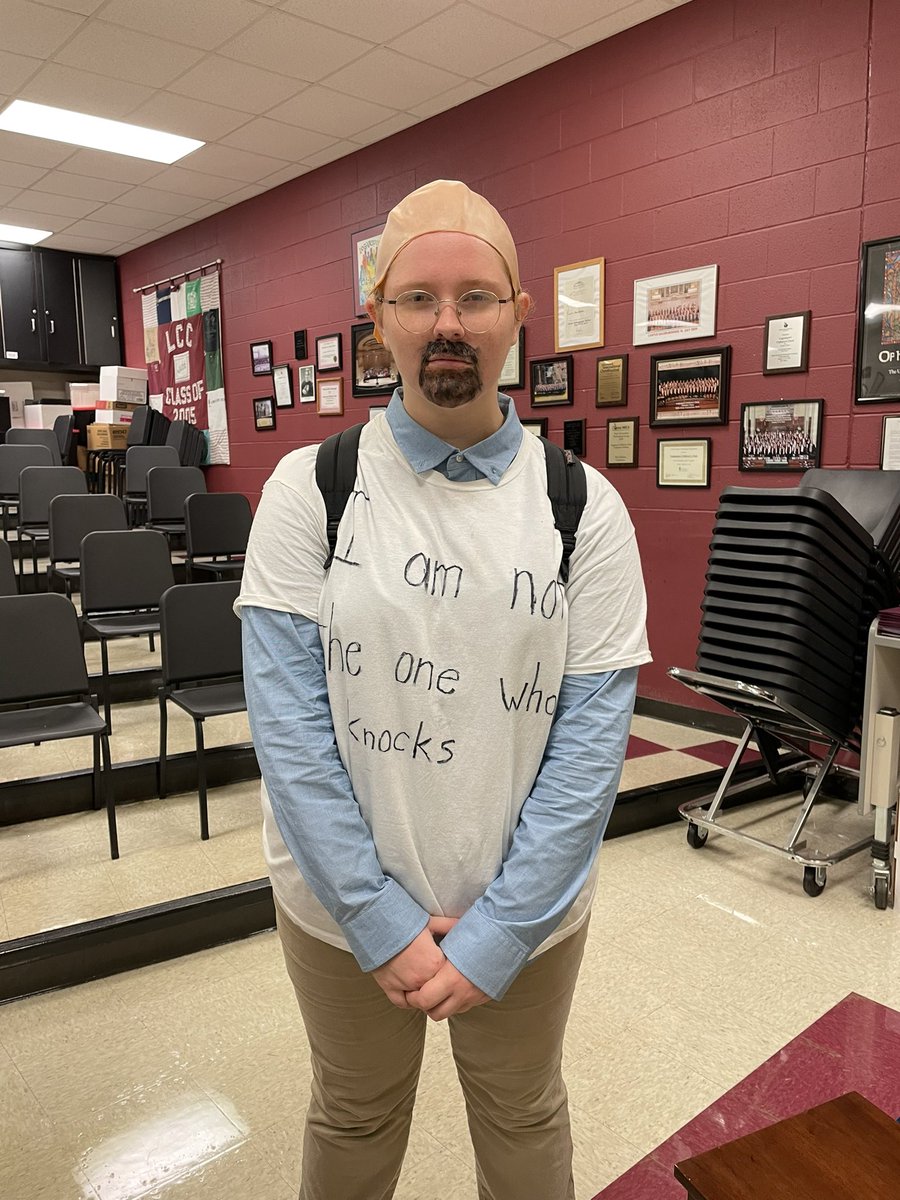 BerryChoirs's tweet photo. I cannot tell a lie…(LOL) #WhiteLiesWednesday #LHSSpiritWeek https://t.co/pxO7EHAI3t