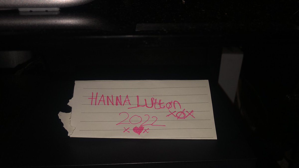 Hanna_LuttonXox's tweet photo. ££££££ https://t.co/XcErON2vFj