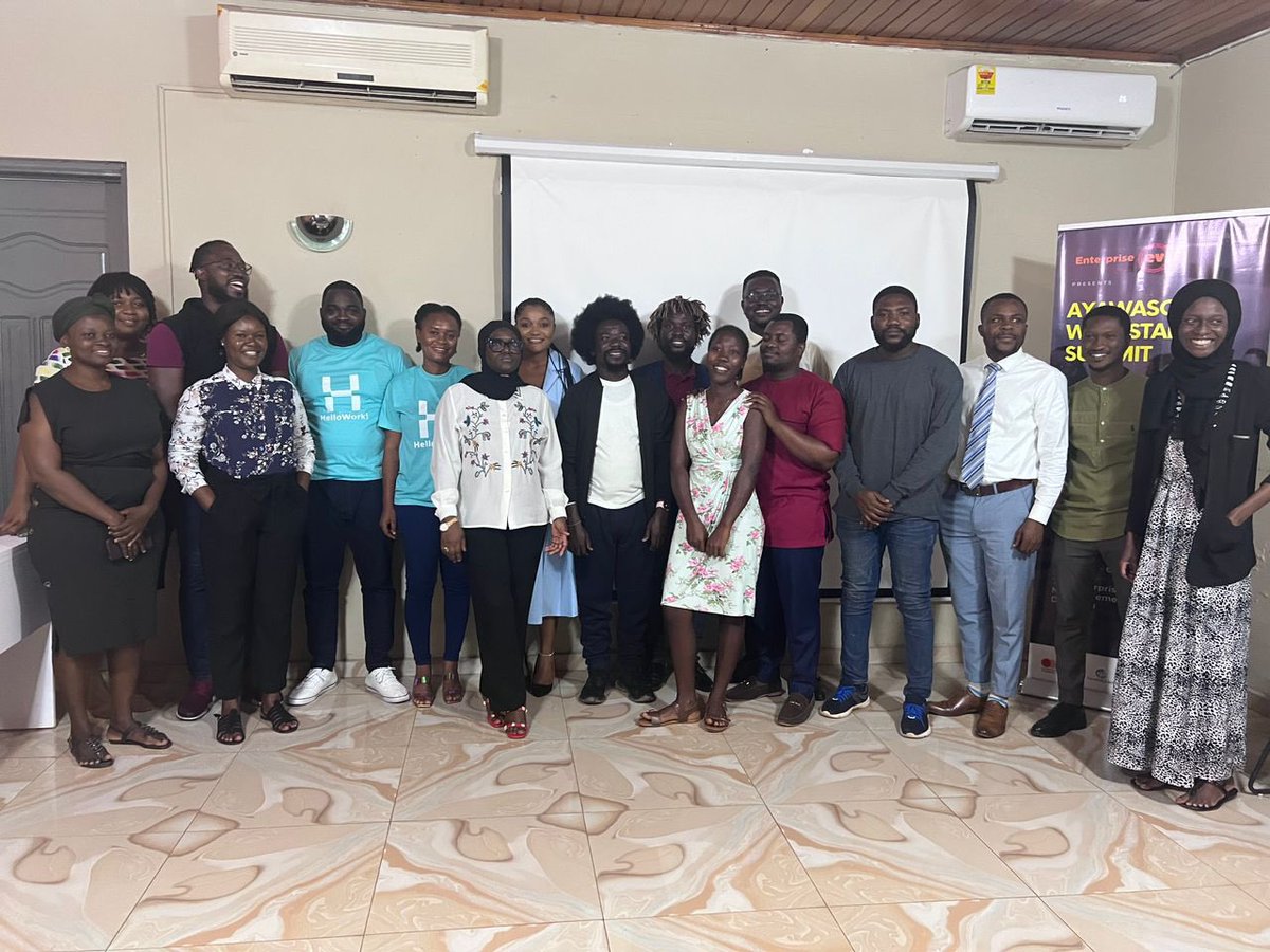 EVhubaccra's tweet image. 𝗔yawaso 𝗪𝗲𝘀𝘁 𝗦𝘁𝗮𝗿𝘁𝘂𝗽 𝗦𝘂𝗺𝗺𝗶𝘁

At the end of the Ayawaso West Summit, Hello work emerged as winners and they were awarded a cash prize as well as souvenirs. 

#GTLimpact
#datascience
#ghanatechlab
#python
#AyawasoWestLSS
