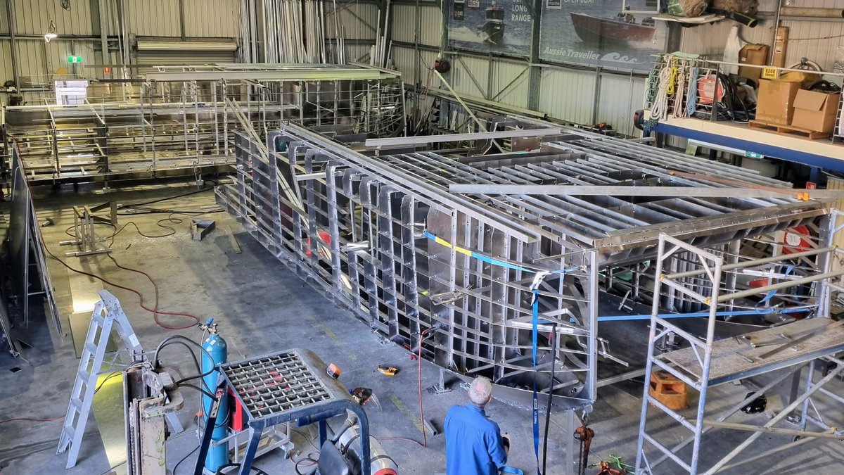 btb_marine's tweet photo. Another progress pic of our twin @btb_marine 1090 cruising cats rising up from the workshop floor. These will be very special vessels. Stay tuned to follow the builds!
#boatbuilders #fraserproud #catamaran #makingitforqld #madeinaus #regionalmanufacturing #growingqld #boating https://t.co/umLDF4xgRM