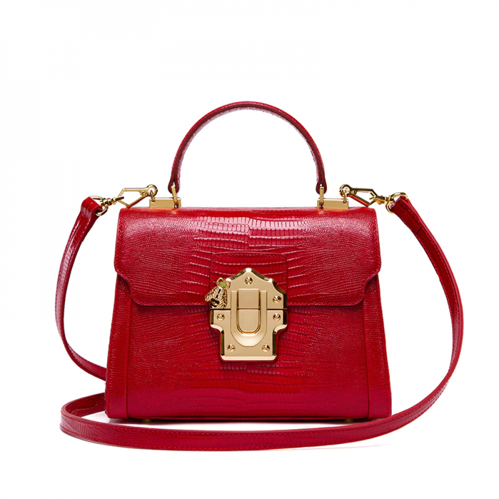 AmazonOrder1's tweet photo. Designer Serpentine Lock Handbag || Link https://t.co/9VERmjfcVY || Price 220.00 USD https://t.co/qidT2BfEap