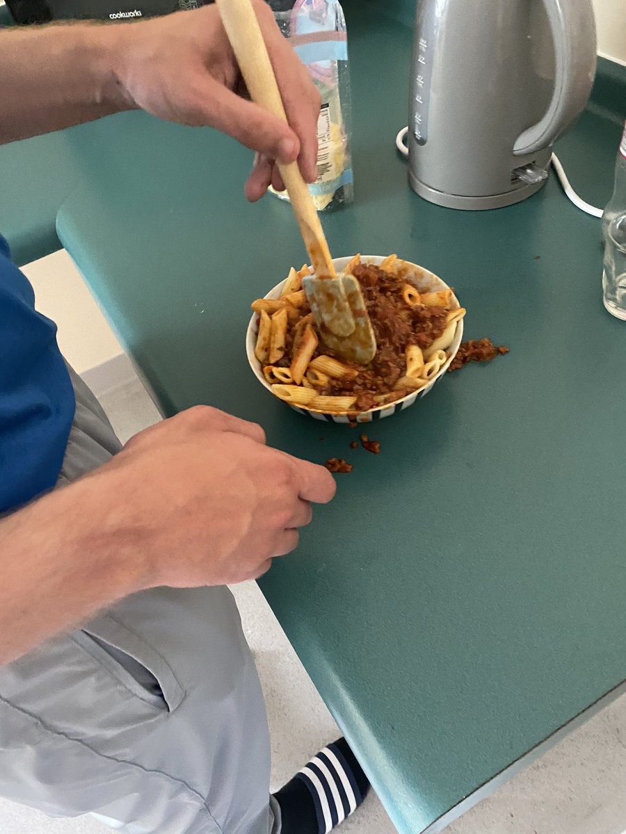 Cookery for the gents on Bridge Ward today.. 🥘🍝🍽 #powerofot #meaningfulactivity #OccupationalTherapy #letscook @OT_EmmaB @Mersey_Care @LauraSpooner796 @katiemadden95 @NandaDayalan