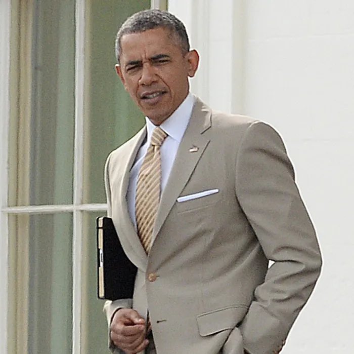 Kinda disappointed this wasn’t the suit choice for the #ObamaPortraits