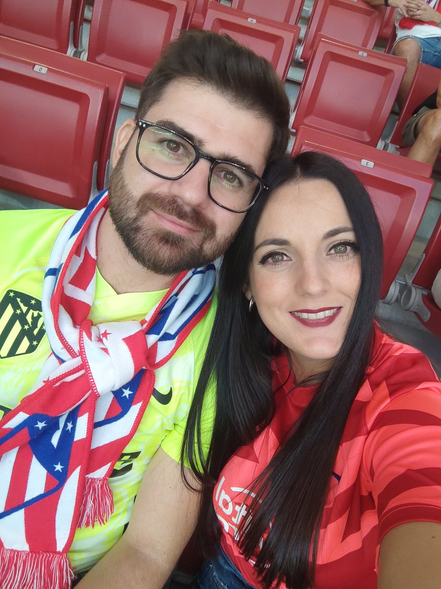 Disfrutando con mi Joti ❤️
<a href="/Atleti/">Atlético de Madrid</a> <a href="/Metropolitano/">Riyadh Air Metropolitano</a> 

#ChampionsLeague #Atleti