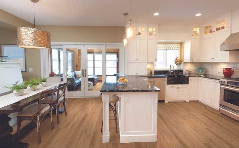 SaraReidhead's tweet photo. These budget-friendly #flooring types are ideal for kitchens. #homeprojects  https://t.co/LwoJbdOSHK https://t.co/ObTgjsR42p