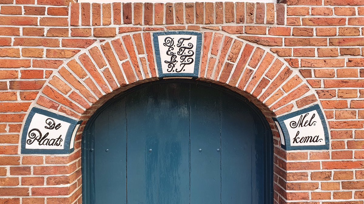 De stutten zijn verwijderd en boerderij Melkema van <a href="/GR_Landschap/">Het Groninger Landschap</a> is weer klaar voor de toekomst. Mooi om dit vandaag te vieren met de inwoners van Huizinge, <a href="/renepaas/">René Paas</a>, <a href="/MarleneBakker/">Marlene Bakker</a> en alle andere betrokkenen.

groningerlandschap.nl/nieuws/histori…