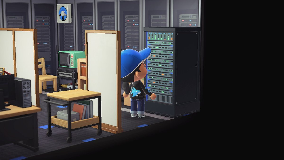 Here's what I'm wearing to <a href="/DIDevOps/">Deserted Island DevOps</a>! Join us on Twitch on Sept 14 - 15 and make sure you register so I can do this again and again... 😁

Download my Hoodie: 
Design ID: MO-YHF4-MT8B-S3G9