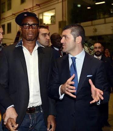 Icardi ve yeni transferlerle birlikte Drogba’yı alıp İstanbul’a getirdiğim gün canlandı gözümde. Özel, yetenekli futbolcularla çalışmak ve Galatasaray’a kazandırmak büyük mutluluk. Kulübümüze bu seviye çok yakışıyor. Hoş geldiniz Aslanlar 💛♥️