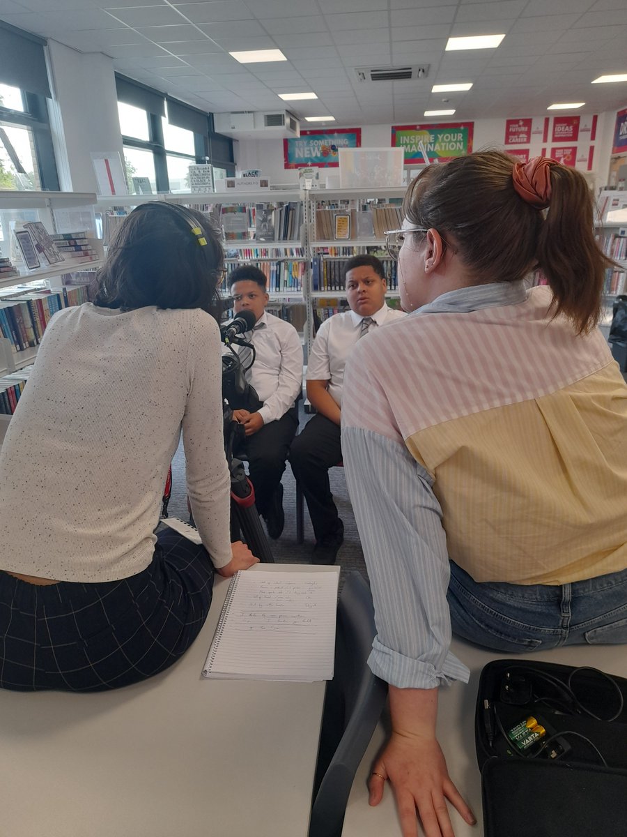 Great to have <a href="/BBCNewsround/">BBC Newsround</a> at school this morning talking to our new Year 7 pupils about the new prime minister #LizTruss 
Tune in at 7.45am tomorrow morning to hear their advice for her leadership position....