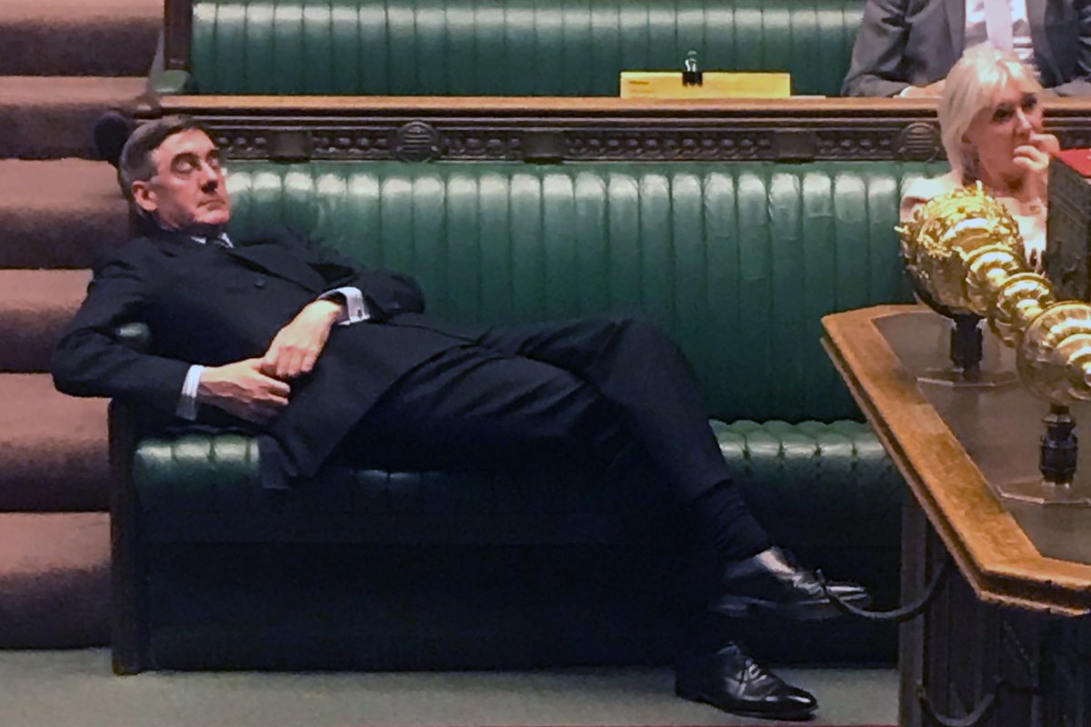 Glaikitgit's tweet photo. @adilray Yeah, some even sleep on the job
#BusinessSecretary https://t.co/iMCpZ3LFlf