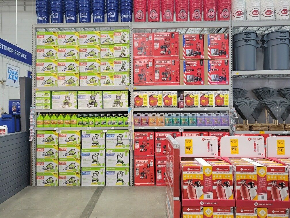 Fall Cleanup is underway in District 829!!!  Proud of the teams execution. <a href="/clneels/">Crystal Neels</a> <a href="/ShawnMcpherson/">Shawn McPherson</a> <a href="/kplowery6b/">Kyle Lowery</a> <a href="/neace_jason/">Jason Neace</a>