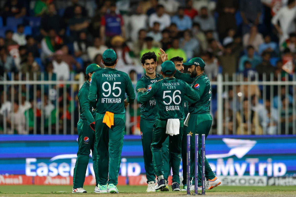 babarazam258's tweet image. Proper nerves of steel moment by @iNaseemShah. One to remember.

Glad to be in the finals. Well done my boys especially @76Shadabkhan! 💚