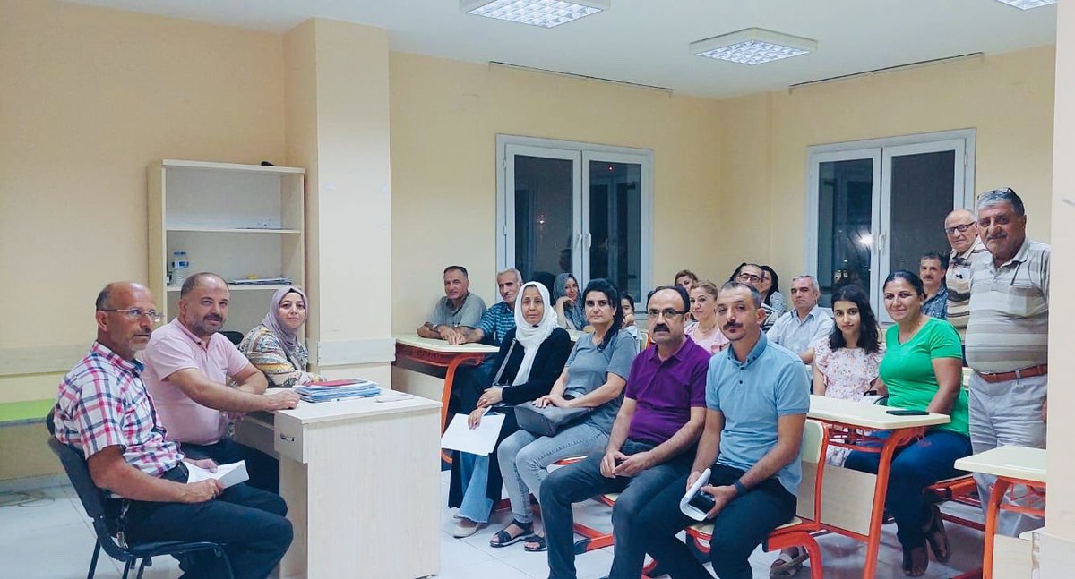 ylmazbilgic02's tweet photo. Adana Ak Parti Yüreğir 8.Bölge Sandık grup başkanları istişare toplantımızı gerçekleştirdik hayırlara vesile olsun inşallah...#RTErdogan #jsarieroglu #omerrcelik #abdullahdogru01 #ahmetzenbilci #MSErdinc #Tamer_Dagli #mehmetay01 #kasimpamuk #AdananınKalbiAkparti  #Teşkilat2023 https://t.co/Ide8SM0kT3