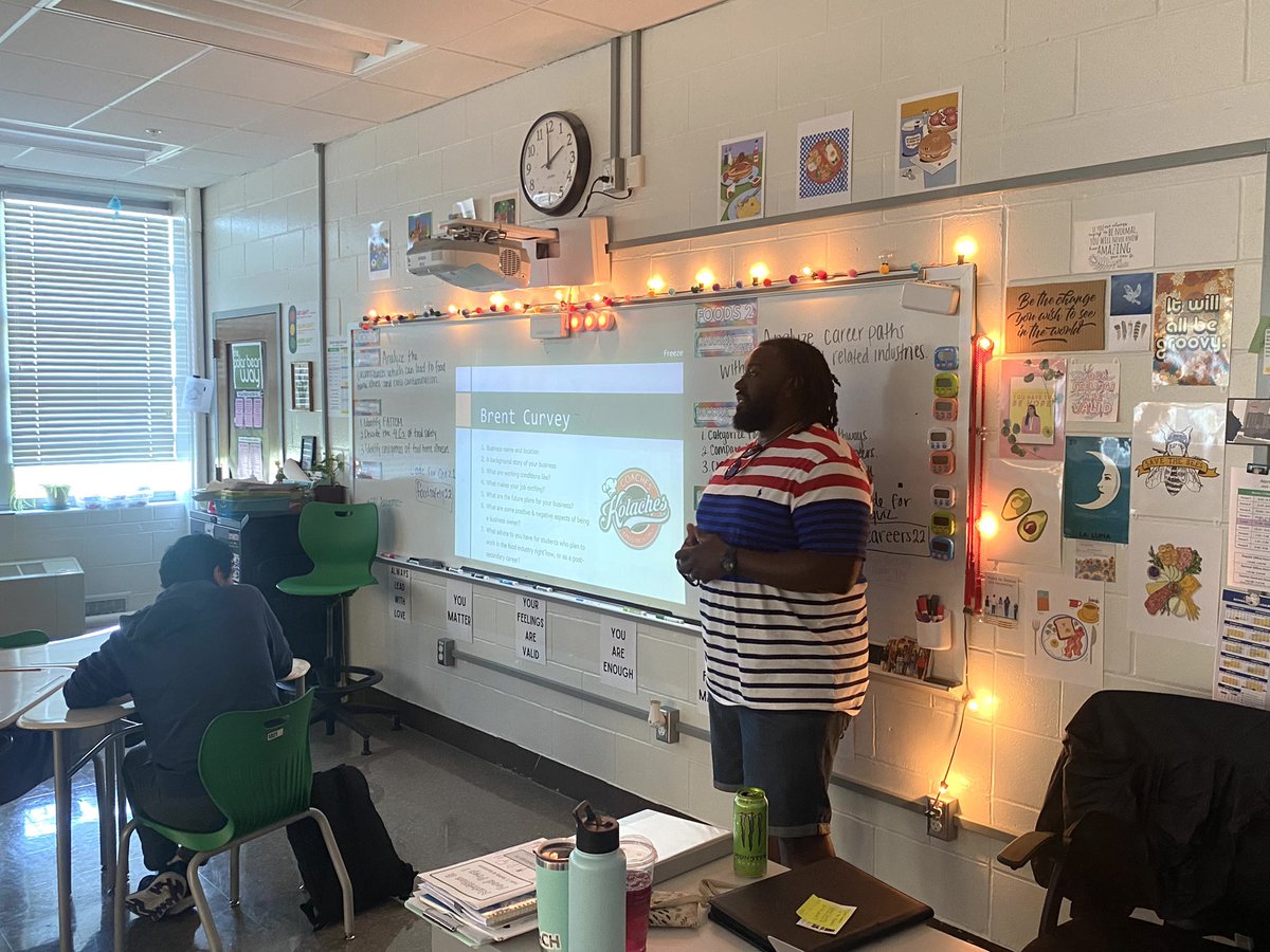 DM_North's tweet photo. Thank you to Brent Curvey for coming to North today to speak to Foods 2 students about being an entrepreneur and starting his own business. https://t.co/nvShUTJSua
