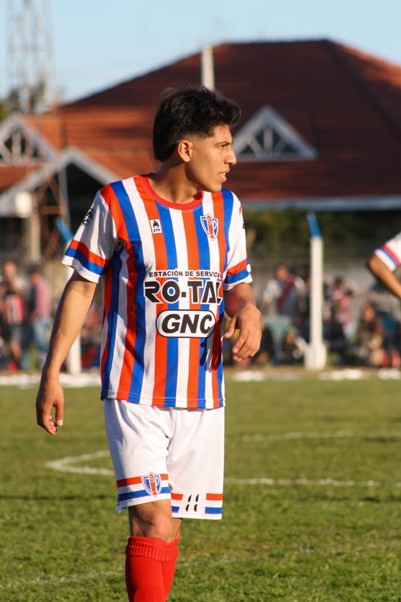 Enzo_Echevarria's tweet photo. Las de insta, acá también🇳🇱⚽ https://t.co/Rrk45oyAxQ