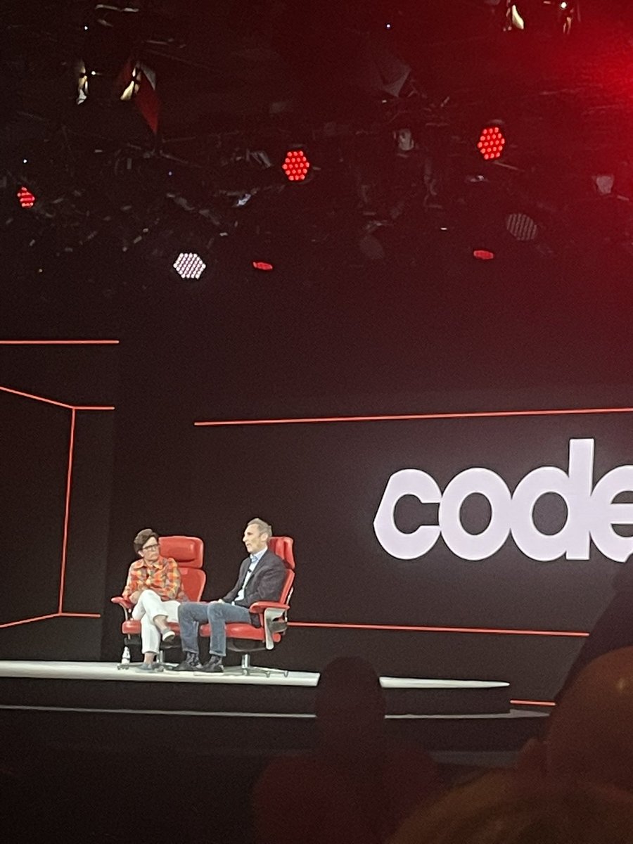 Andy Jassy on shutting down Amazon Care while buying One Medical: $AMZN decided to wind down Care before the acquisition, because the business can’t scale well, can’t figure out the right business model and how much to charge for in-person care. $ONEM #CodeCon #code2022