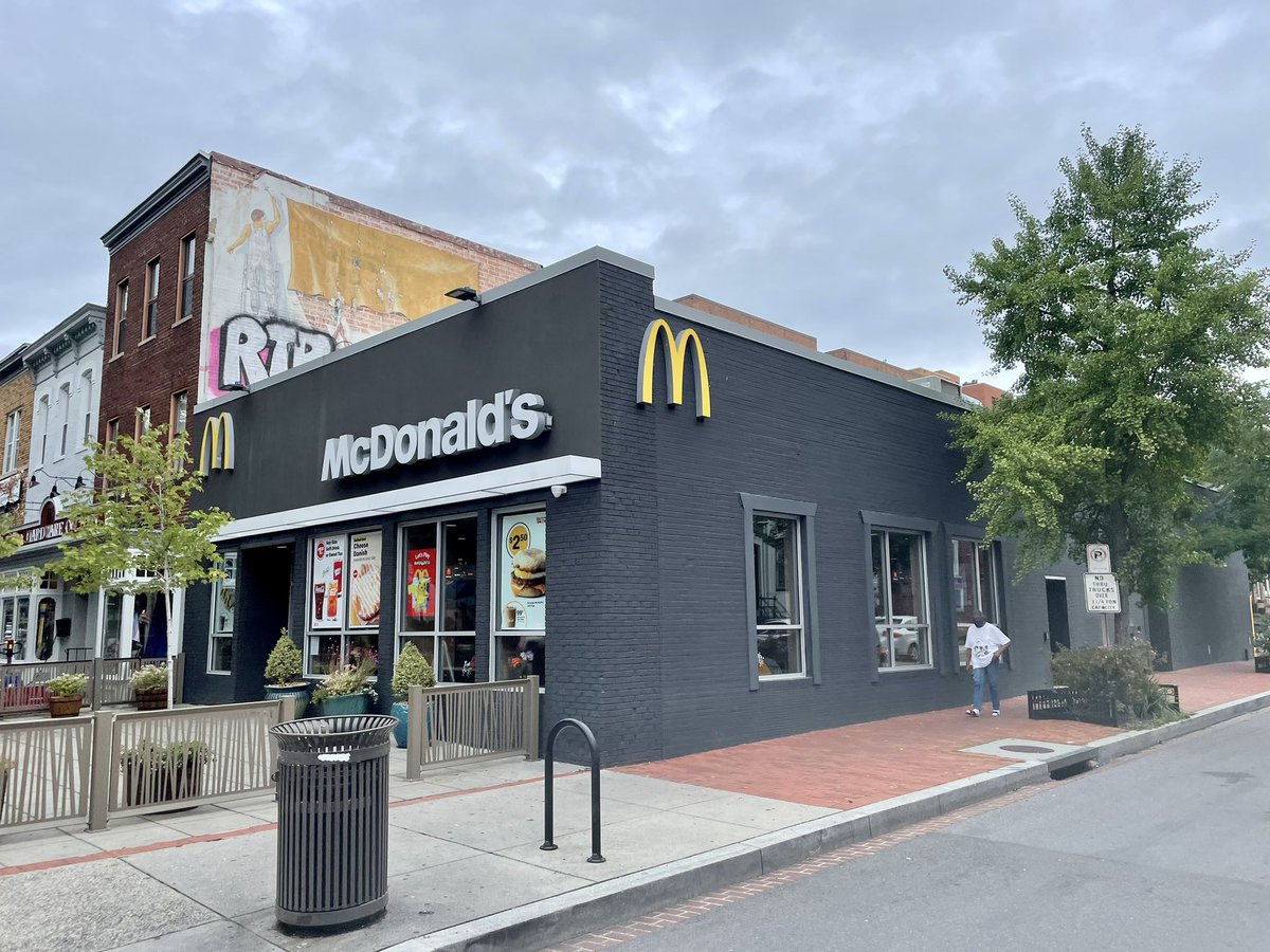 Duchess of Dupont tweet media