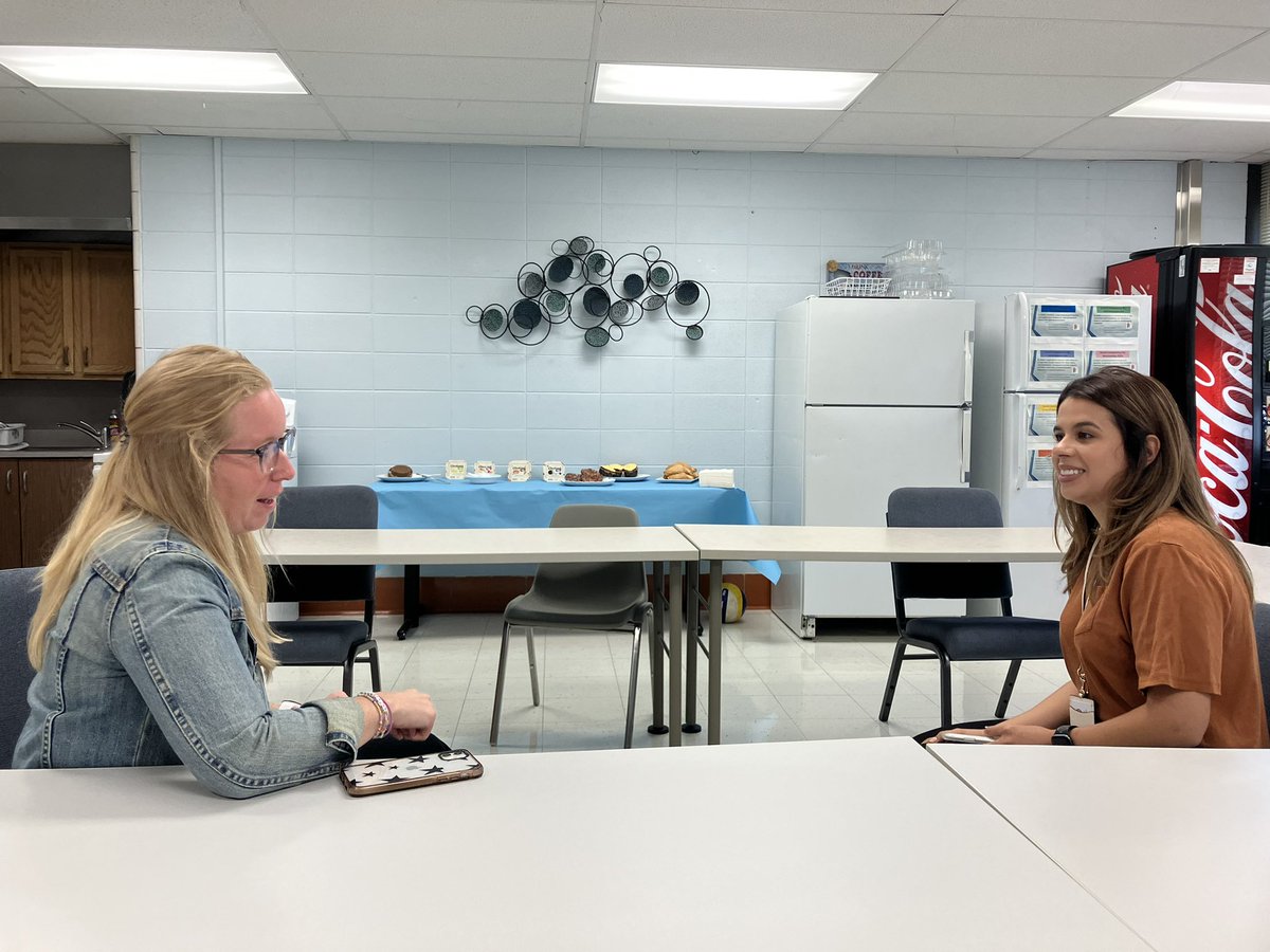 Rob_Tucker58's tweet photo. Thank you @ITSmatkowski and @b_magana3 for joining us this morning at breakfast to chat with the Army Trail staff as we prepare to kick-off PLCs next week. #BeaverBeliefs #ASD4all https://t.co/PT3ftHJXn6