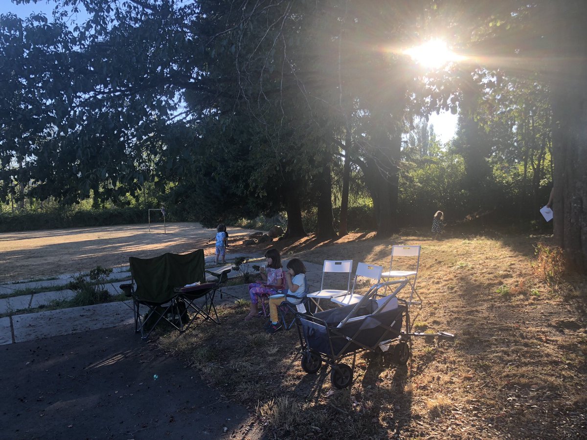 CascadeK8's tweet photo. Such a beautiful evening spent with the Cascade K-8 Community. Here we go!#community https://t.co/byMgJ1s4SI