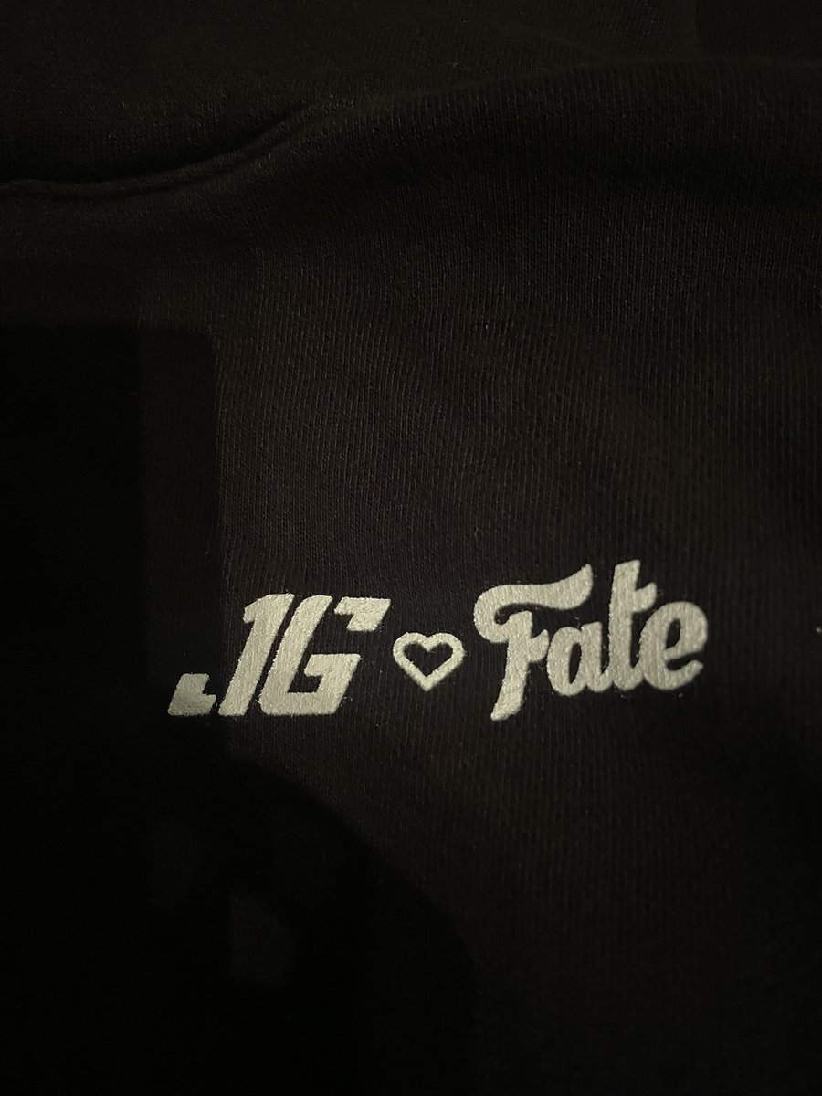 Came home to the best package from <a href="/JaredGoff16/">Jared Goff</a>’s official brand JG16. 

The QB partnered with <a href="/MERITGoodness/">Merit</a>’ FATE Program, a mentorship for Detroit Youth and he will match every $ that you spend on his merch which 100% of will go to scholarships. 🥺🤍 

jg16.store