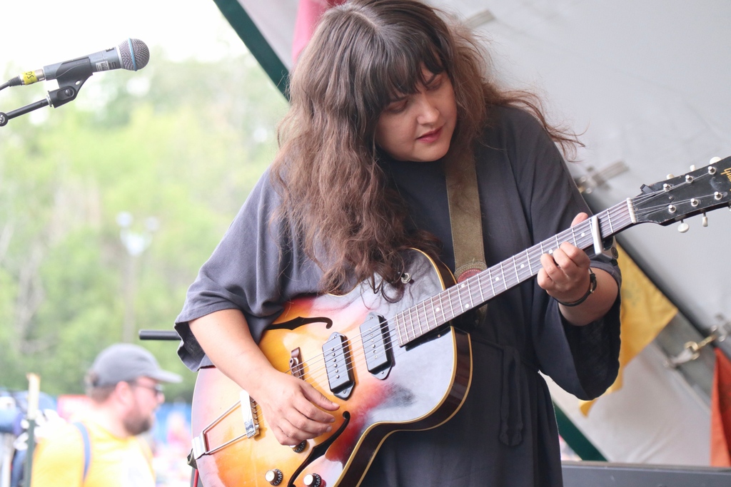 quench_mag's tweet photo. Abigail Lapell's smooth vocals and songwriting talents have won her a solid following as an independent recording artist. Paula E. Kirman speaks with Lapell about her five biggest inspirations for her songwriting.
https://t.co/n7VzOZLb4v
#quenchmagazine https://t.co/dADrvL8Fvd