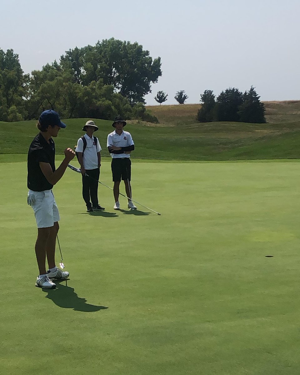 ReiverGolf's tweet photo. 🚨 New School Record 🚨

A final round 281(-7) takes us to -28 overall and a school record for a 54-hole event. 

@JasonKolbas finished eagle-birdie (1 shot victory 😳 #clutch) to tie an individual school record for a 54-hole event at -12. 

Five Reivers finished in the top 10! https://t.co/KmrTunWvxA