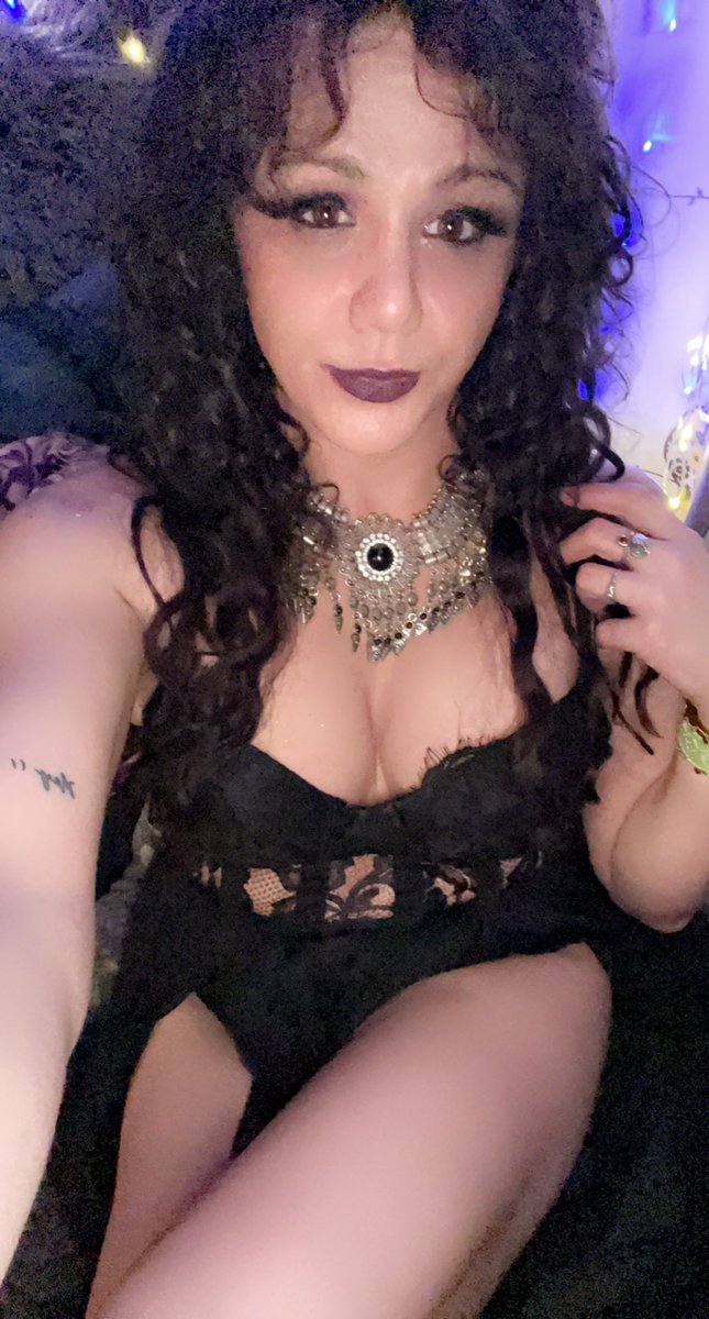 KellyRhea56's tweet photo. https://t.co/c6qRH2vXyT
#onlyfan #TransWomenAreWomen #trans #TransWomen #transonlyfans #SubscribeToMyOnlyFans #ts #HungThick #bottomtrans #toptrans #shemalebotoom #shemaletopbandung https://t.co/HSD2Pbpkl2