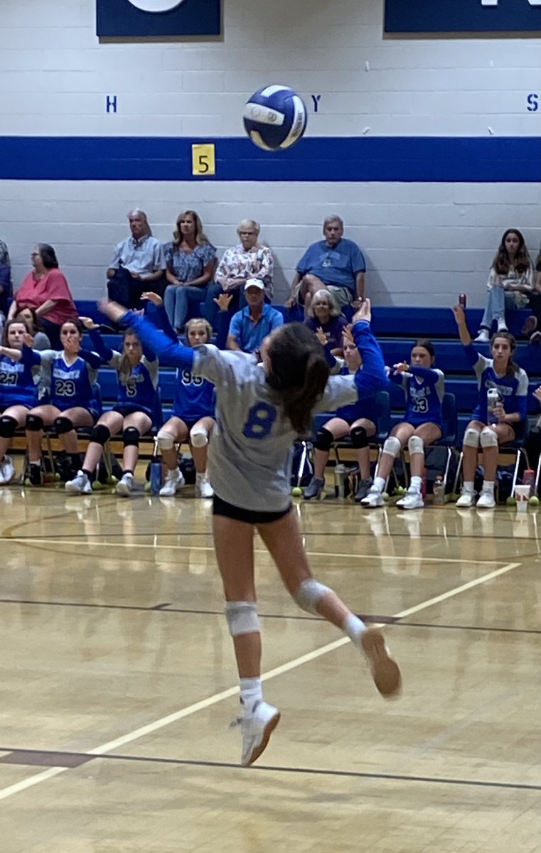 NMSKnights's tweet photo. Great match tonight from our Lady Knights volleyball team against Sevier Middle. Our ladies won the match 3-1. #KnightLife https://t.co/8p63lXxkGF