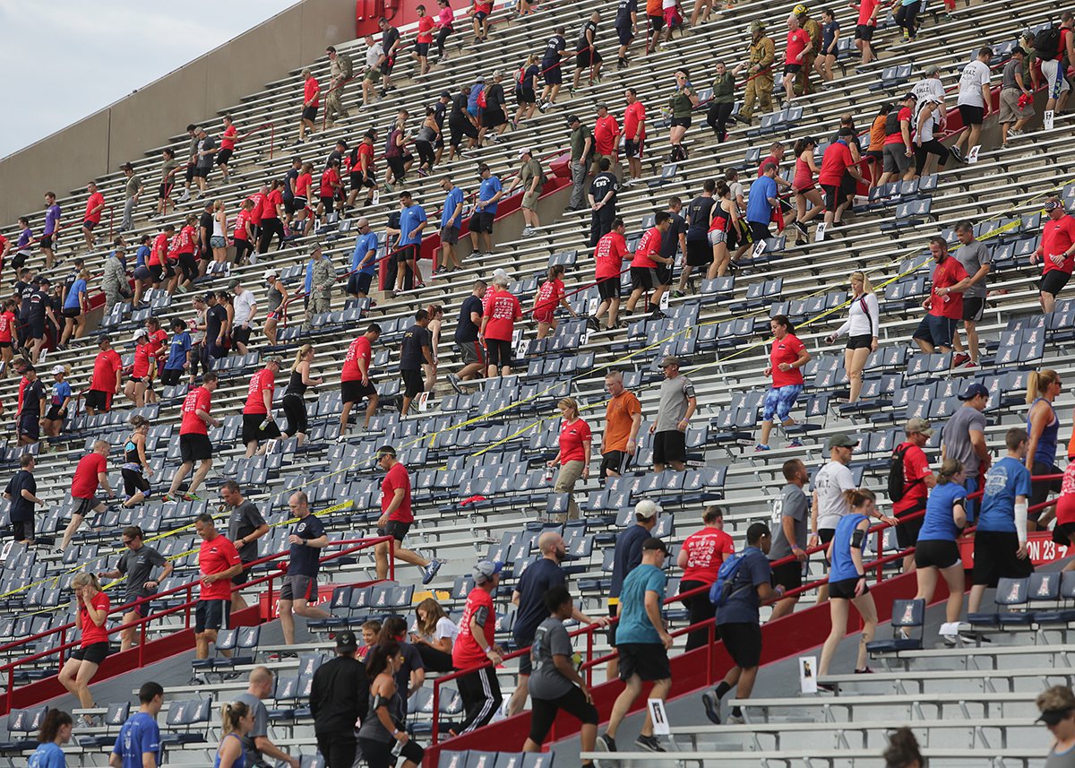 TEPenergy's tweet photo. We're climbing to support #firstresponders and #military members in #911TowerChallenge on Sunday. #TEPvolunteers will pay respect to those who lost lives in the Sept. 11 terrorist attacks. We're continuing support of the event, formerly at #ArizonaStadium: https://t.co/O7b5pEbOOd https://t.co/LSG67XjaSO