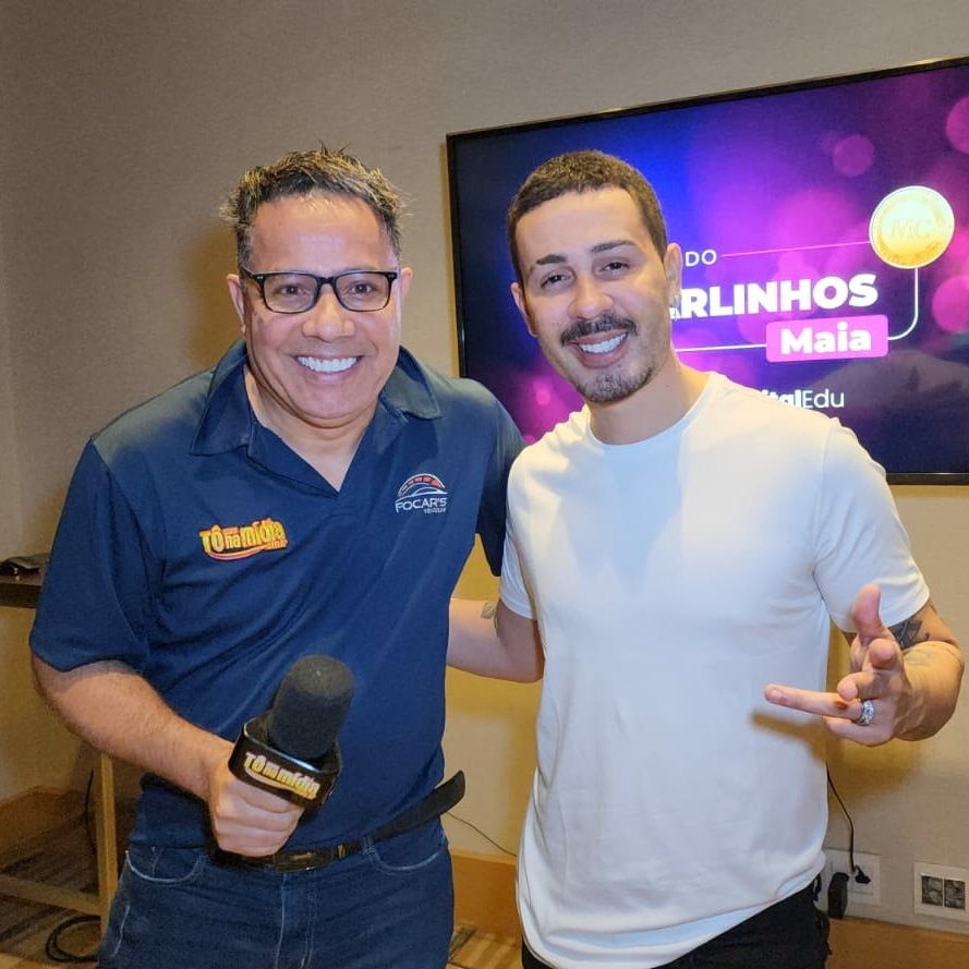 claudelopes's tweet photo. Hoje tive a honra de entrevistar o fenômeno da Internet Carlinhos Maia, no lançamento do seu curso, Método Carlinhos Maia, no Hotel Grand Hyatt em São Paulo.
#ToNaMidia #ClaudeLopes #CarlinhosMaia #hotelgrandhyatt
@carlinhosmaiaof @tonamidia @hotelgrandhyatt https://t.co/cQvdaljAxD