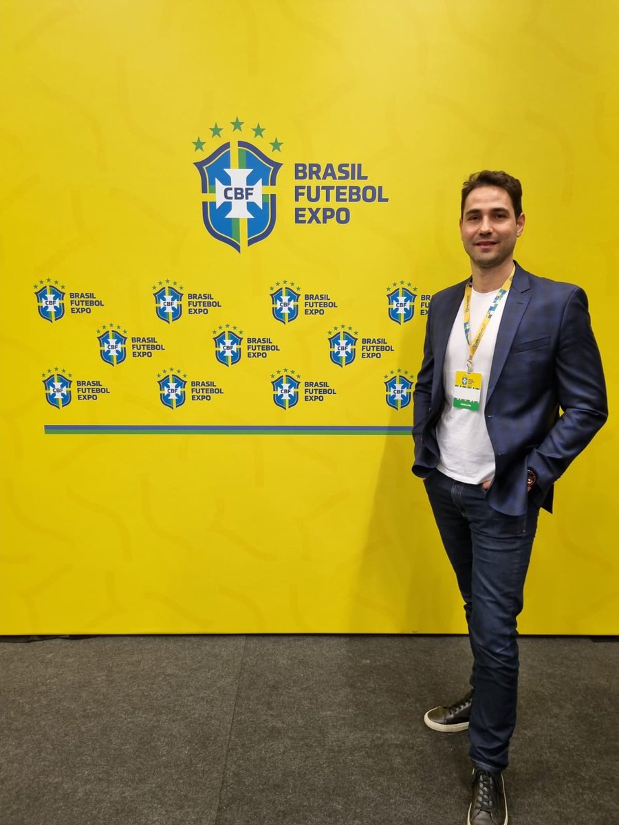 pauloassis1983's tweet photo. ⚽️ Dias importantes de conexões e compartilhamento de experiências na Brasil Futebol Expo.
Uma honra representar e apresentar a PlayMakers Sports Business para novos e antigos parceiros do futebol. Coisas boas estão por vir!
#Futebol #BFExpo #BFExpo2022 #CBF https://t.co/KdK3DD7OPA