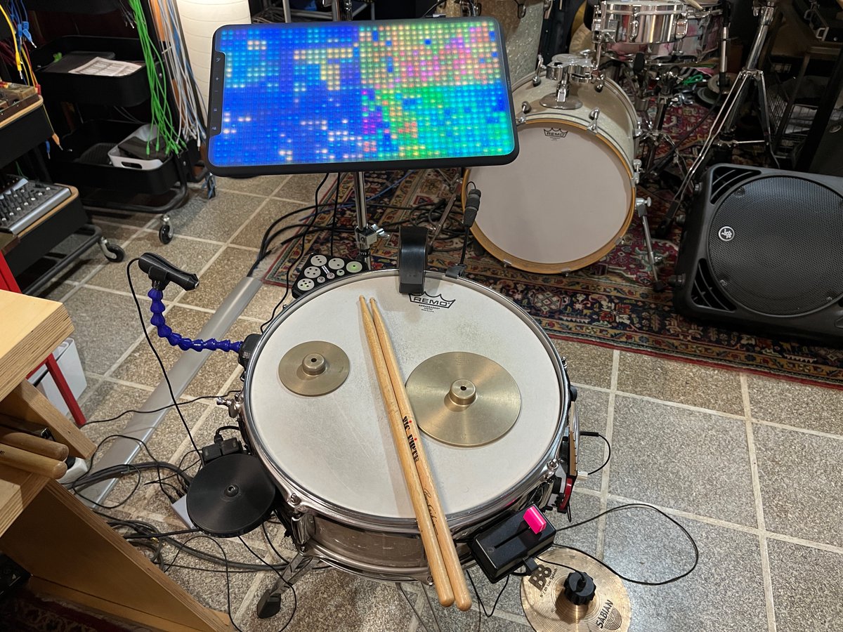 Spaceship-looking snare setup is getting spaceship-looking-ier by the day.... (did some final testing for a 'play talk play' filming tomorrow).