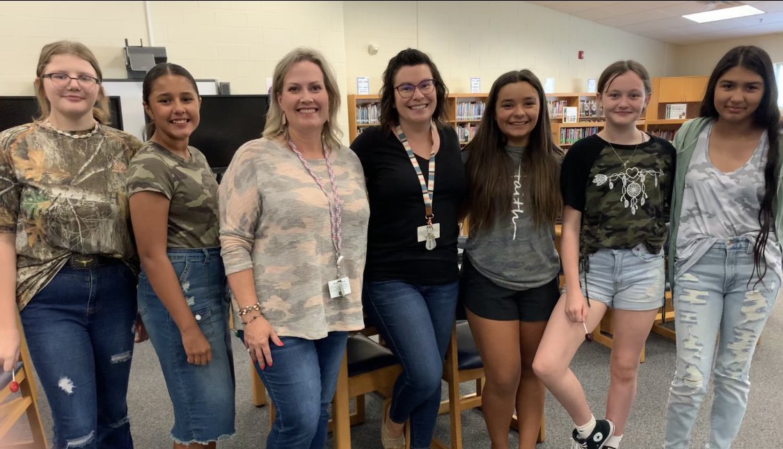 Camo Wednesday in the Gator Learning Hub. Our media assistants are the best! <a href="/vbattsALMSmedia/">Vanessa Batts</a>
