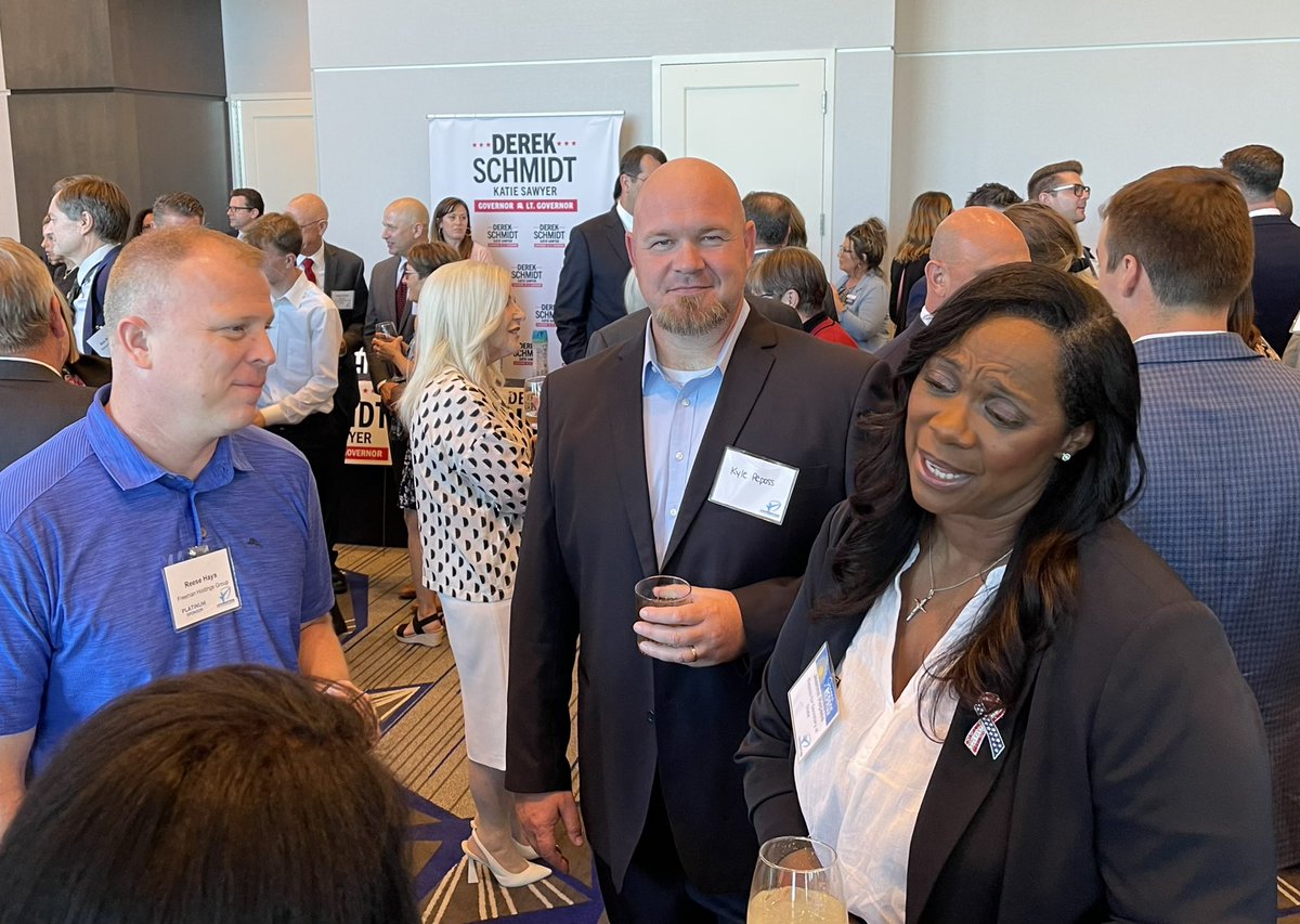 KansasChamber's tweet photo. Lots of excitement here in Olathe as tonight’s candidates visit with attendees and gear up for the 2022 general election edition of Candidate Conversations.
#KSJobCreators #KSBizCares #KansasElection #GeneralElection https://t.co/KorX24R99A