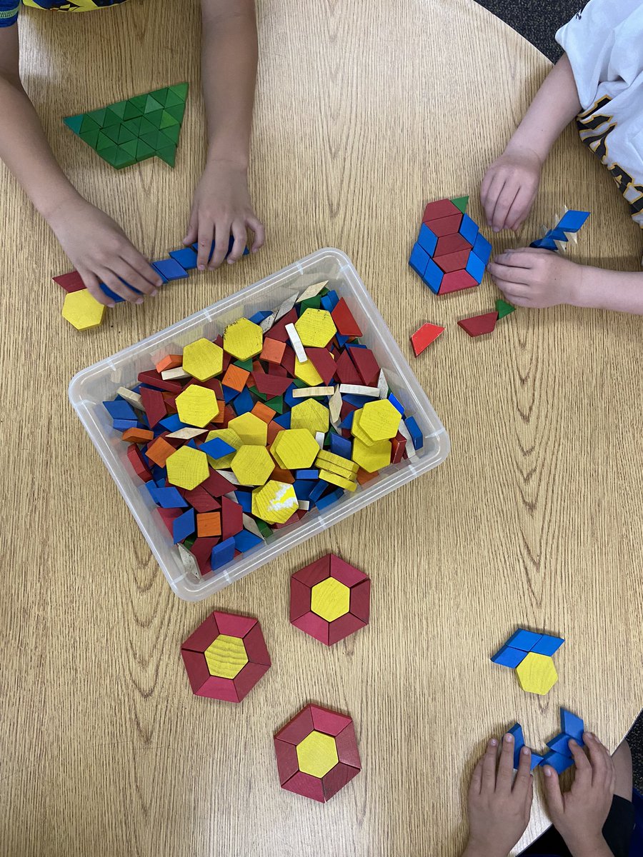 Heath1OC's tweet photo. We will use lots of manipulatives in first grade! Today we explored with pattern blocks, then started this poster of things mathematicians do. Look at all the skills we practiced in one day! https://t.co/R6pWnOMa1K