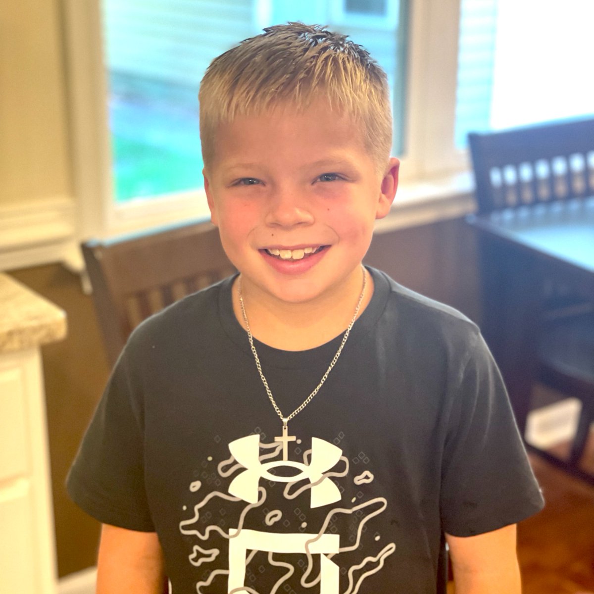 DaytonChildrens's tweet photo. In honor of childhood cancer awareness month, we are celebrating Tyler being in remission for 7 YEARS! 🥳  His journey with liver cancer began when he was only 18-months-old. Show Tyler some 💙 and check out his full story here: https://t.co/YmsyDWN3ID https://t.co/WRlSzxc2RY