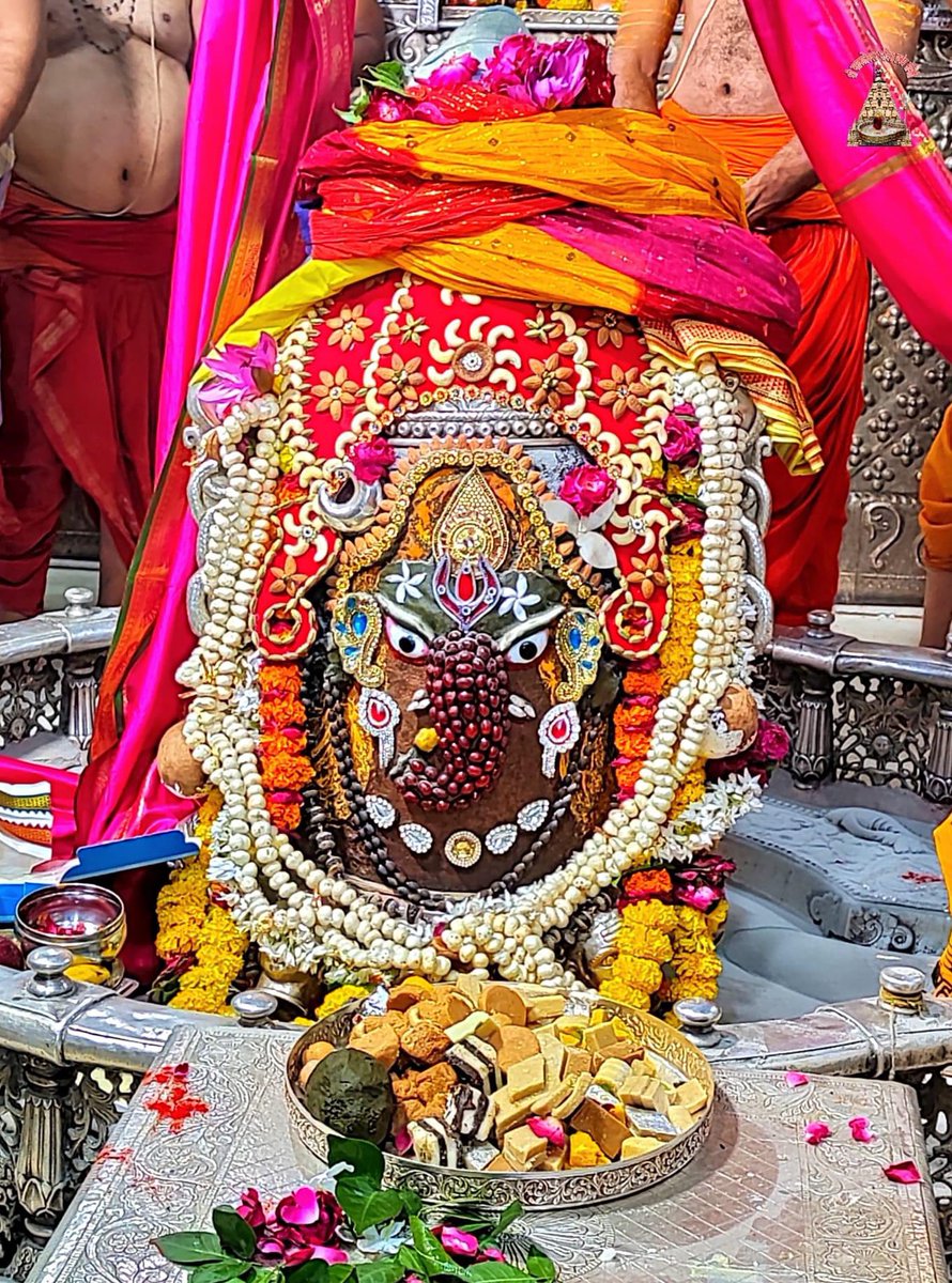 श्री महाकालेश्वर ज्योतिर्लिंग जी के आज के भस्म आरती श्रृंगार दिव्य दर्शन 08.09.2022