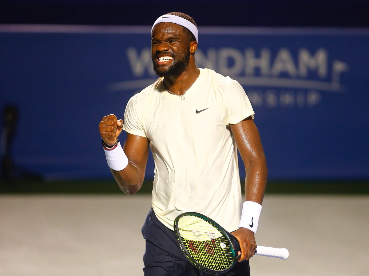 If you're not a Foe fan, you should be. The 24-year-old is the first 🇺🇸 man to reach the @usopen semifinals since 2006. He is the first black American to do so since Arthur Ashe in 1972. What an accomplishment! @FTiafoe | #usopen | #wsopen | #winstonwinners | #atp