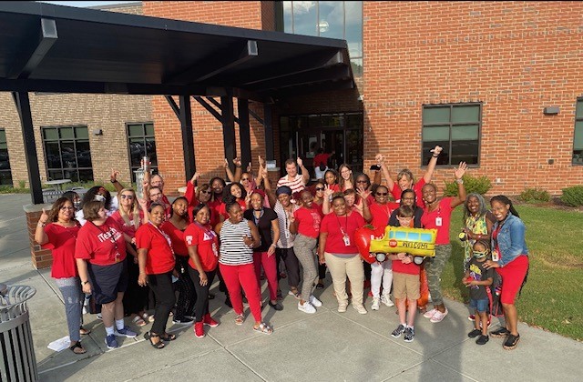 We celebrate Red4Ed @ RLES! <a href="/WakeNCAE/">WakeNCAE</a>