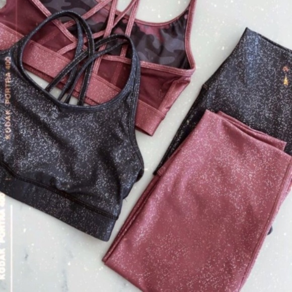 PinkProzacPray's tweet photo. So good I had to share! Check out all the items I'm loving on @Poshmarkapp #poshmark #fashion #style #shopmycloset #zuluzephyr #raedunn #with: https://t.co/IEmOSQVU5U https://t.co/6MnvVAbpg4