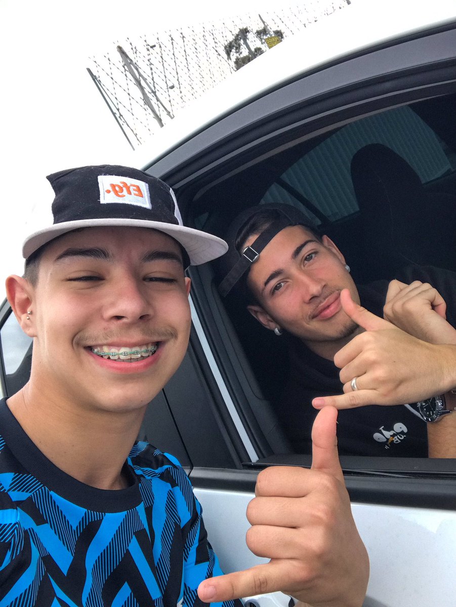 DiasEndrio's tweet photo. QUE DIA FELIZ!! SIMPLESMENTE RENATO PORTALUPPI 💙🥹🇪🇪 https://t.co/n1PavtNk9Y