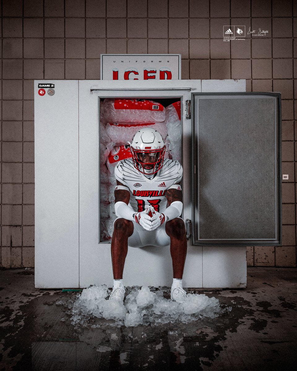 LouisvilleFB's tweet photo. Icy whites for Week Two 🧊

#GoCards https://t.co/oc7tX8OmfT