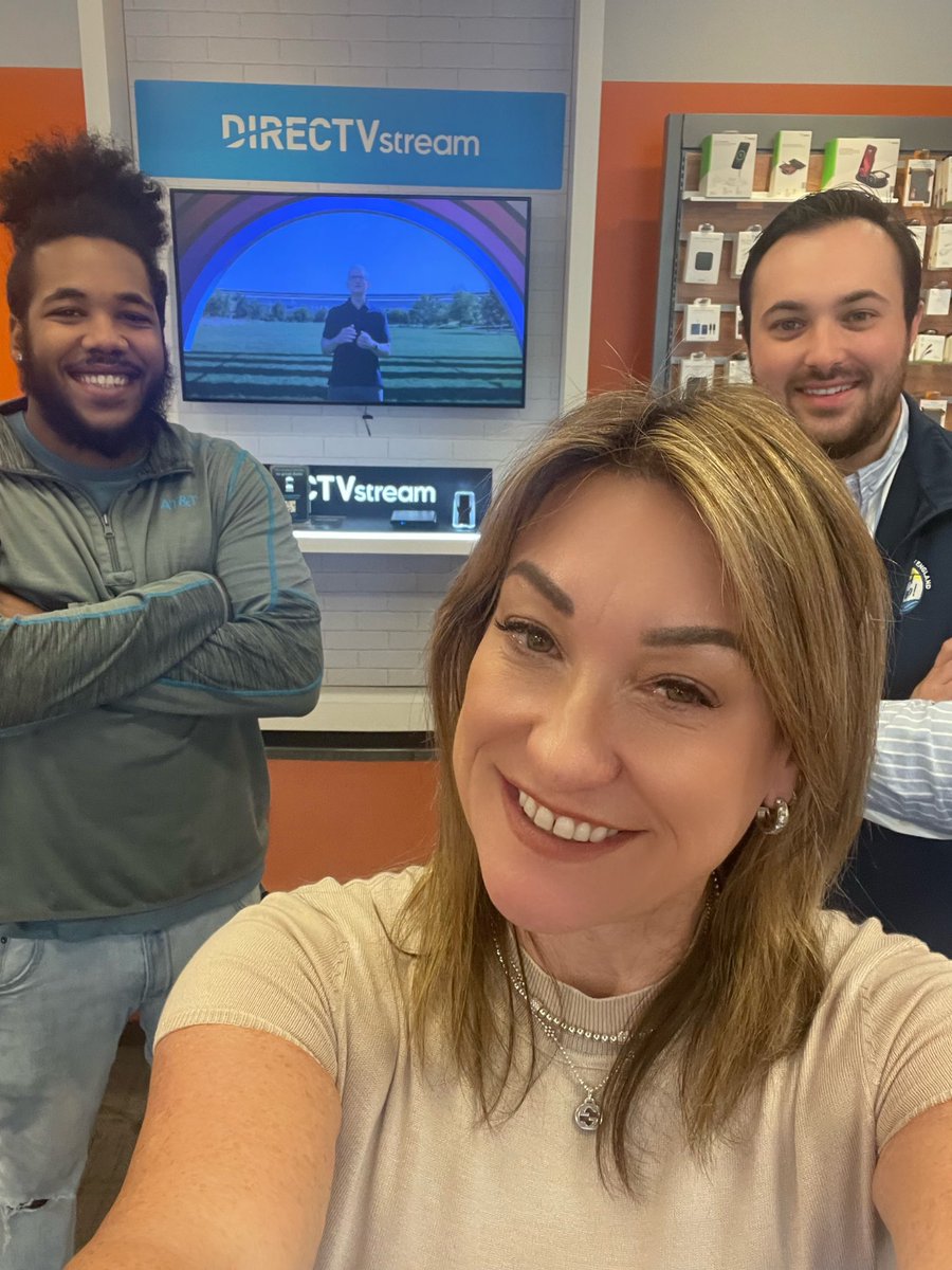 Watching Apple Keynote with my Prime Family in Windsor, CT. Who’s  excited? Thank you Patty and Gregg for the help getting Customer Connect going today! FNFIRST <a href="/FrenisGregg/">Gregg Frenis</a> <a href="/Pca9802/">Patricia acevedo</a> <a href="/AR_Retail_Chnnl/">Authorized Retail Channel</a>