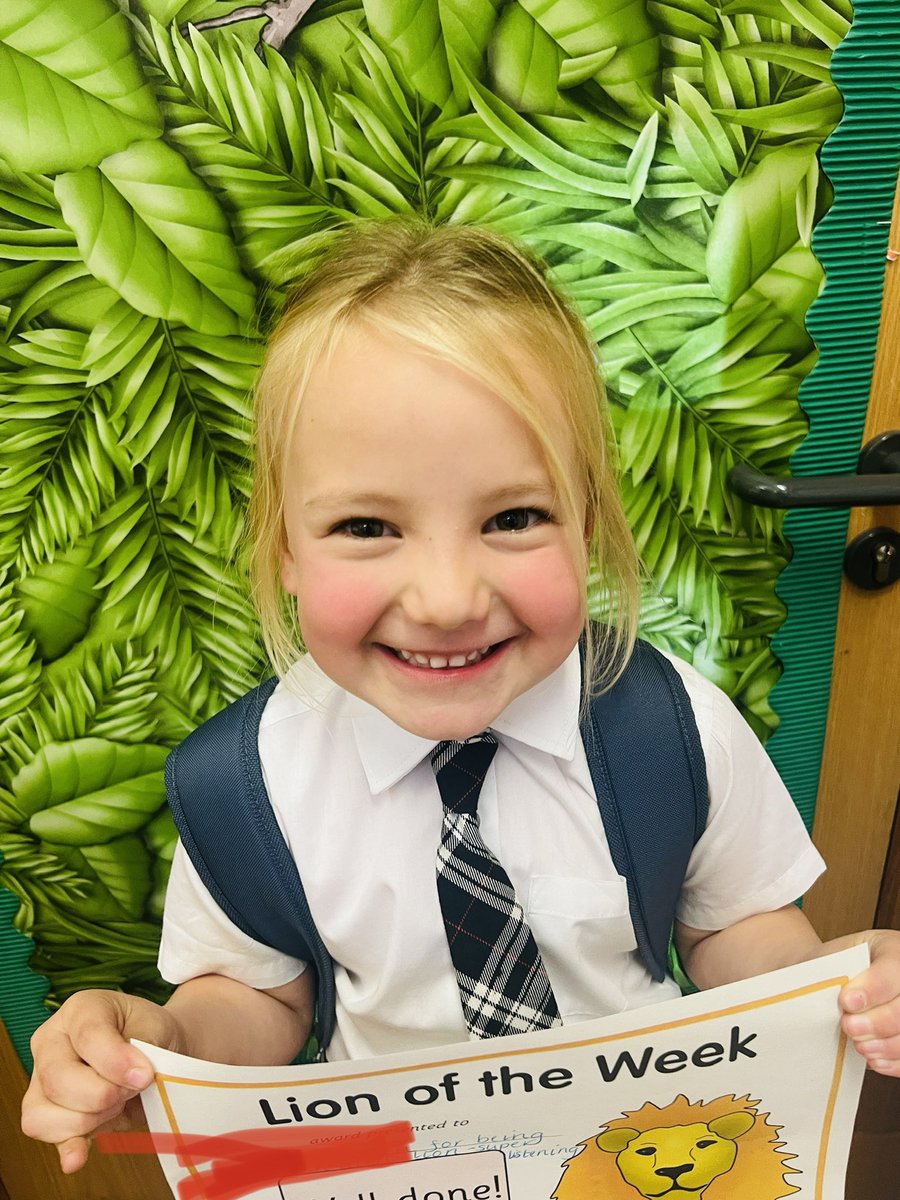 On Friday this star pupil was awarded the Lion Learner certificate. We are so very proud of you 👍 🦁😁