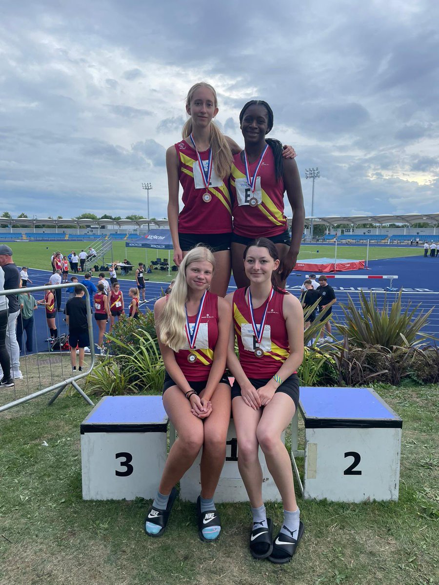 dmhavard's tweet photo. Amazing weekend at the Ethiad in Manchester for Phoebe and Team Avon. Runners up in the National YDL finals with a Bronze in the relay for the girls. Amazing team effort, great performances, support and thank you Sandra, Lesley and all the coaches @mangotsfieldpe @YateAC https://t.co/L3keoDaIOQ