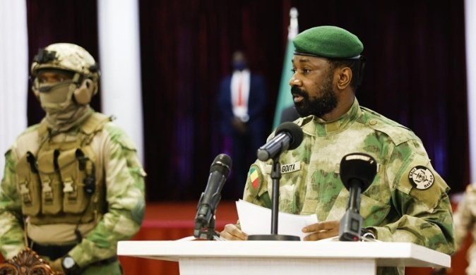 _AfricanSoil's tweet photo. NEWS | Africa | Mali 🇲🇱

The President of Mali, Colonel Assimi Goita has sacked all French military mercenaries from the West African State

Earlier this year; Mali chased out French Co, banned France TV channels and Policies

Mali recently received military equipment from Russia https://t.co/2KOzoSCDKl
